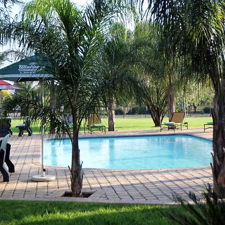 Casa Bianca Guest Lodge Hartbeespoort Esterno foto