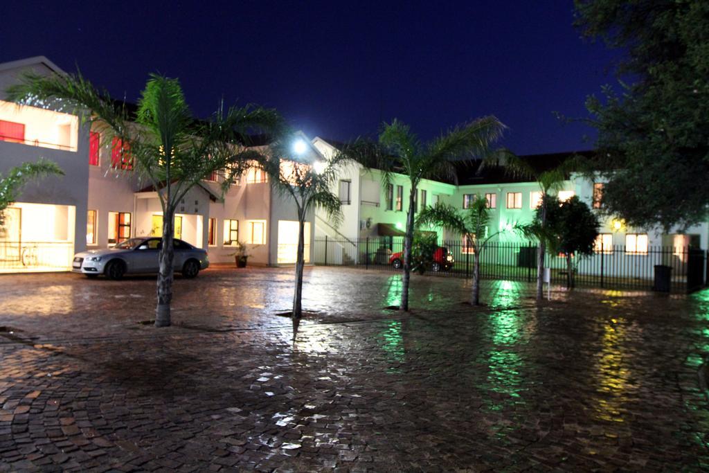 Casa Bianca Guest Lodge Hartbeespoort Esterno foto